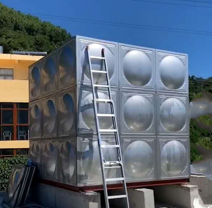 不銹鋼水箱在生產(chǎn)制作中容易出現(xiàn)哪七個(gè)問(wèn)題?